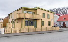 Isafjordur Hostel